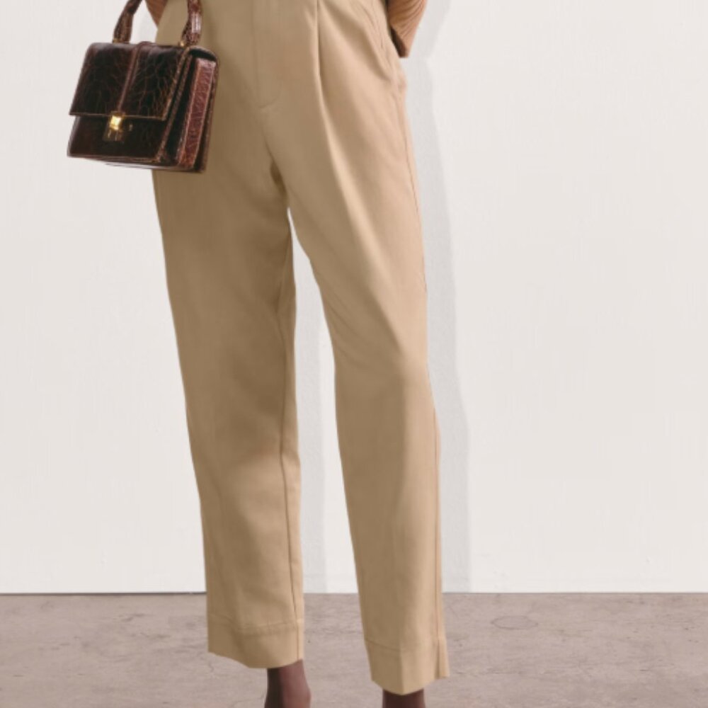Everlane: The Draper Tapered Pant in Buttersmooth 6 / Ash Brown